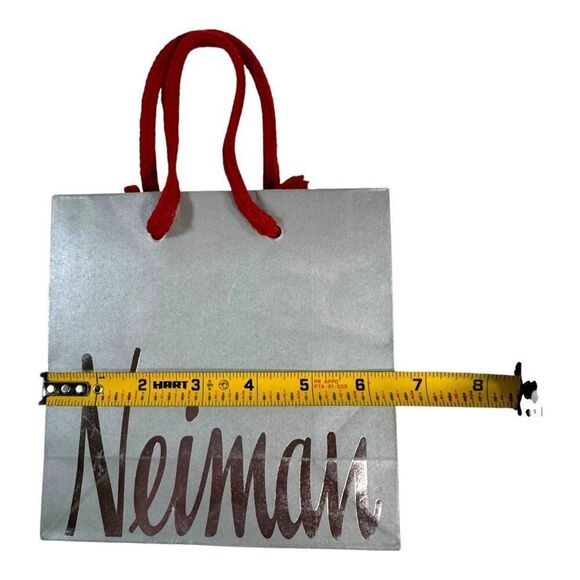 Neiman Small Recycled Gray Gift Bag With Red Rope Handles 6.5”  X6.25” Jewelry - Picture 4 of 5